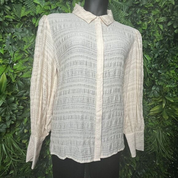 Guess Women Tops XL Beige Crinkle Blouse Collar Long Sleeve MSRP$89.00 NWT 0201 - Picture 1 of 16